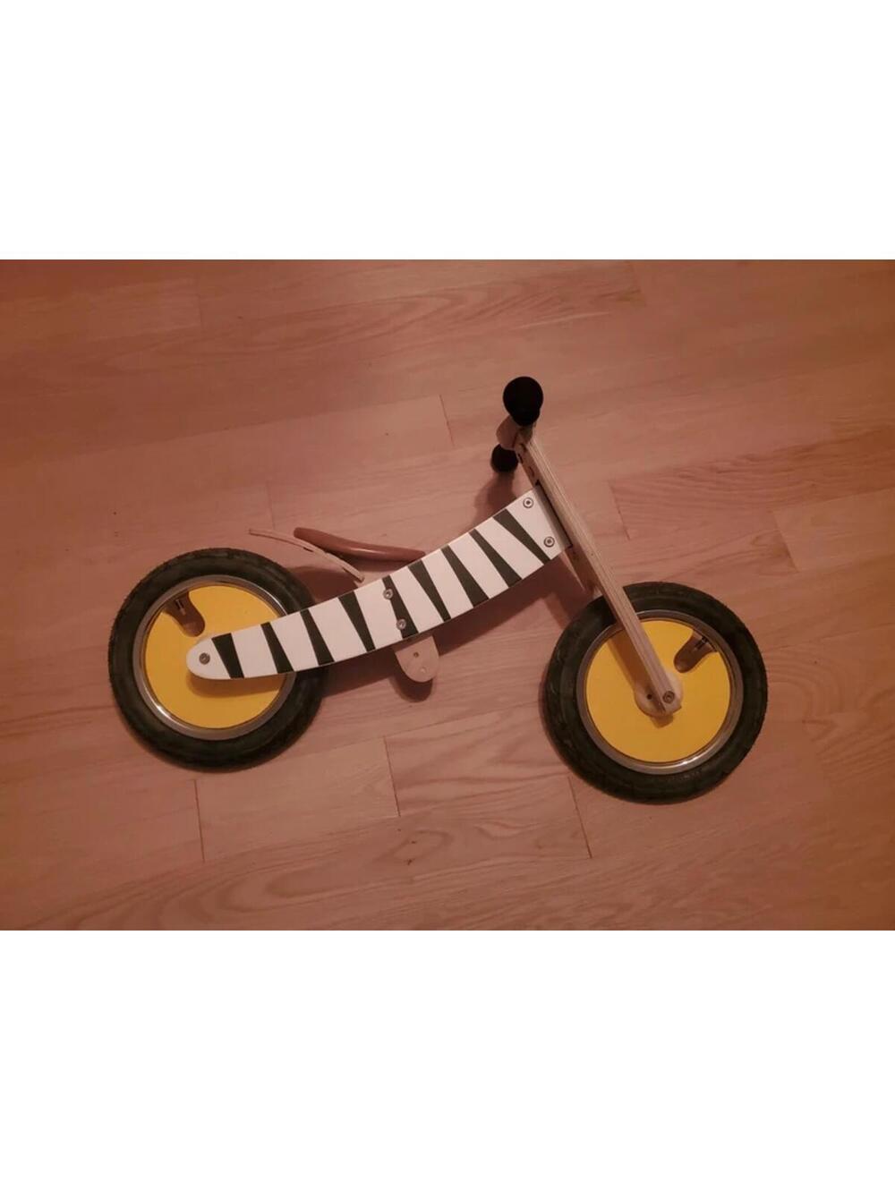 Scratch Europe Zebra Balance Bike